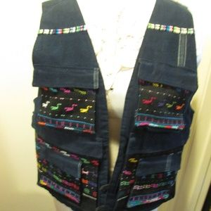TECOMATE NAVY VEST WITH 4 POCKETS.  LARGE